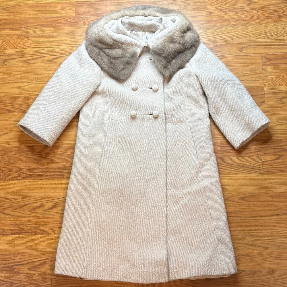 Vintage 1960s Carol Brent Wool Coat Womens Medium Ivory Fur Mink Collar Long